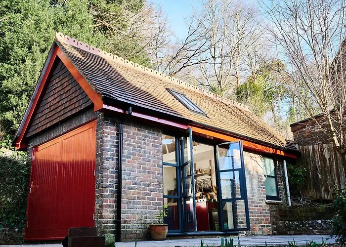 Tiny Cottage With Terrace & Parking, Central Lewes