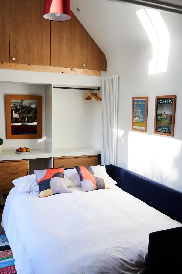 Tiny With Terrace & Parking, Chalet Lewes
