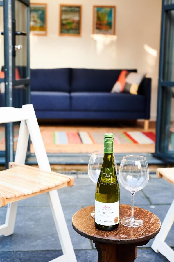 Tiny With Terrace & Parking, Chalet