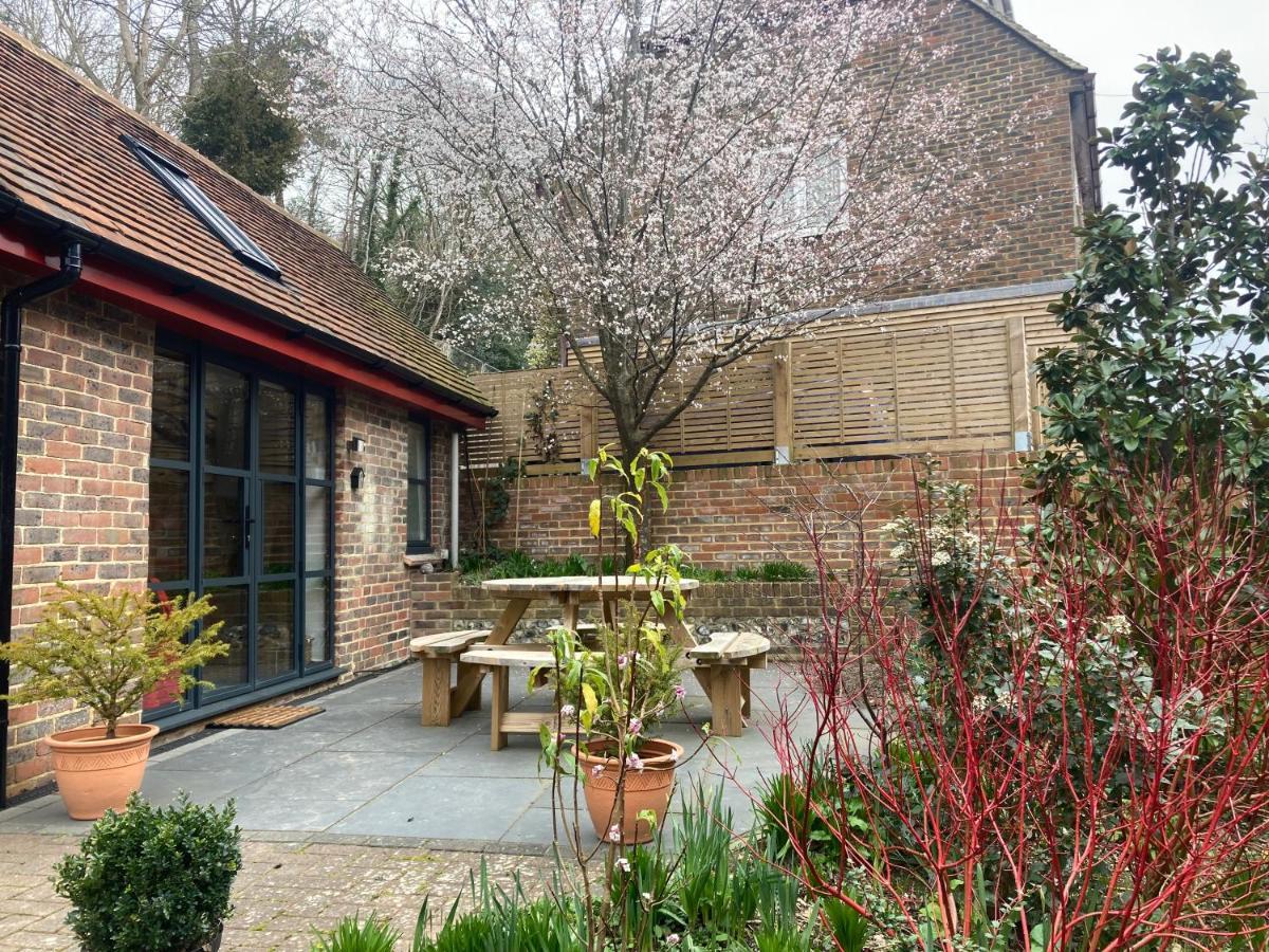 Tiny With Terrace & Parking, Chalet Lewes